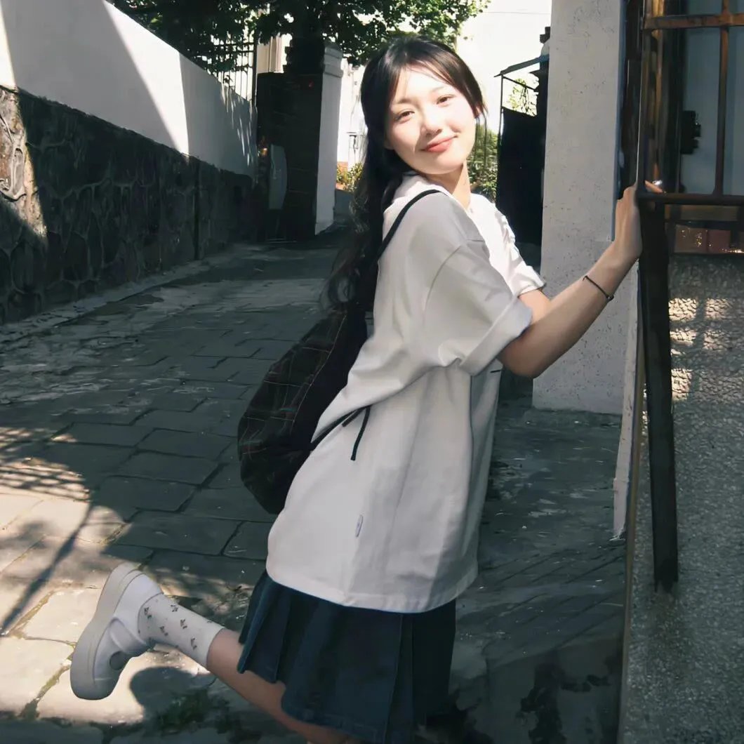 阿尔玛与狼